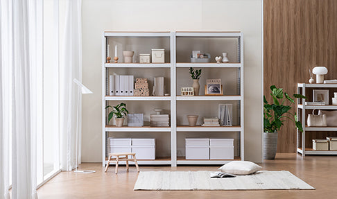 STANDING SHELF
